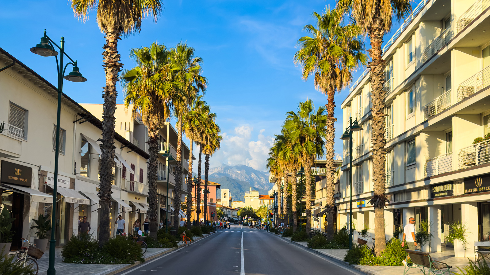 Forte dei Marmi, Pietrasanta o Camaiore? Quale località scegliere per la tua villa